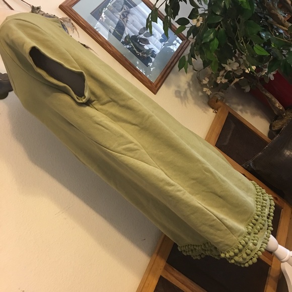 Isaac Mizrahi sage green Pom Pom hem tunic top - Picture 4 of 8